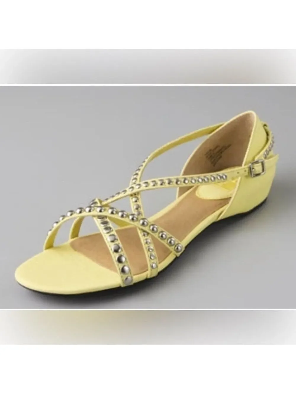 Frye Margot yellow studded leather cross strap sandals size 9